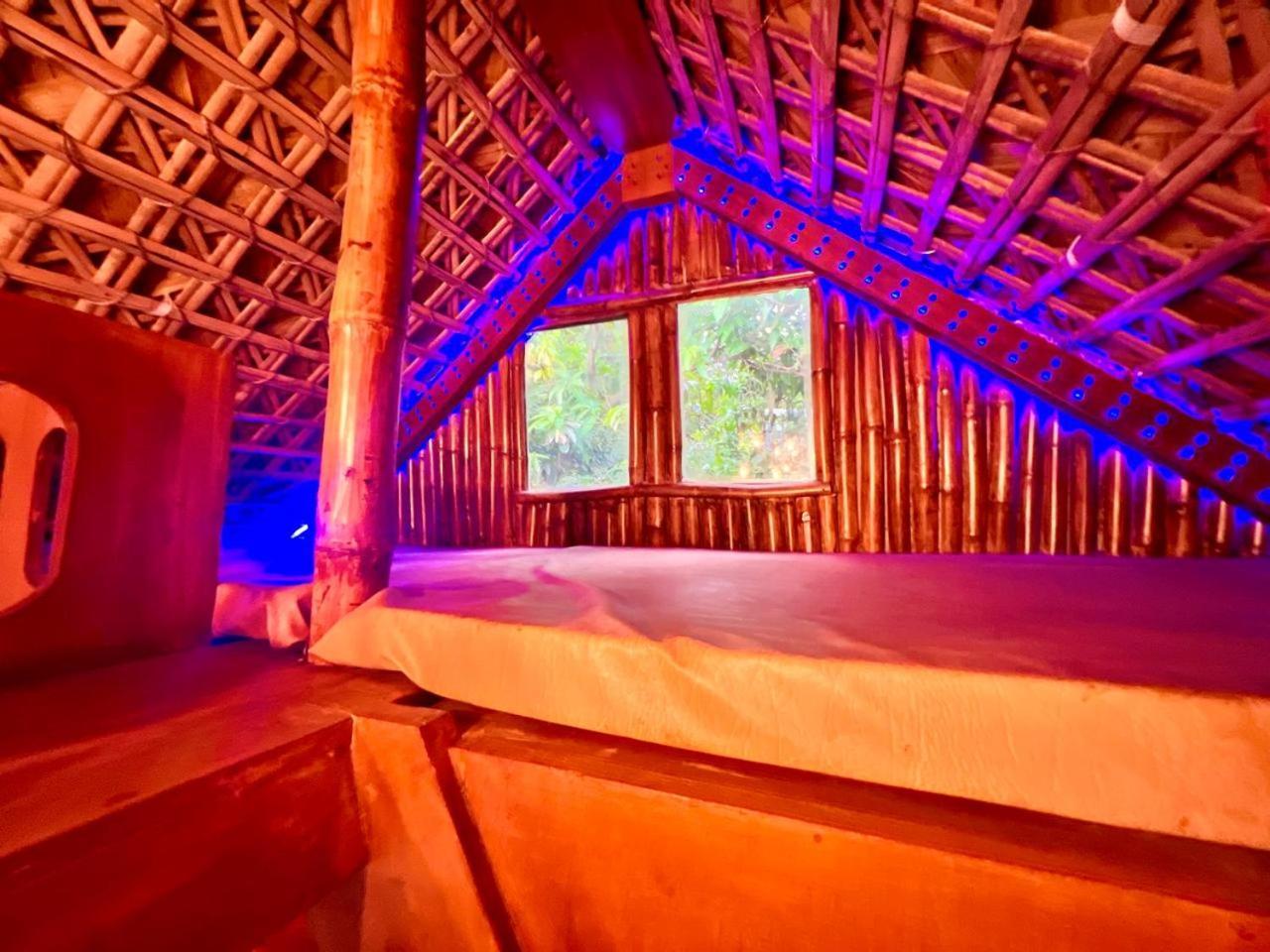 La Pahi Palace- Banquet And Resort Sakri East Екстер'єр фото